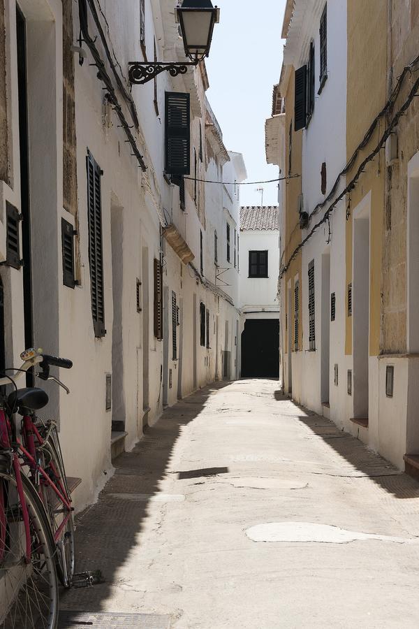 qui no passa Ciutadella (Menorca) Exterior foto