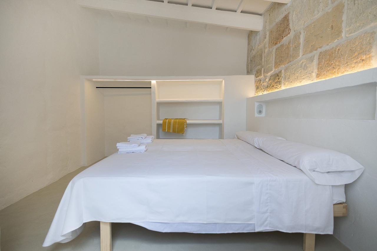 qui no passa Ciutadella (Menorca) Exterior foto
