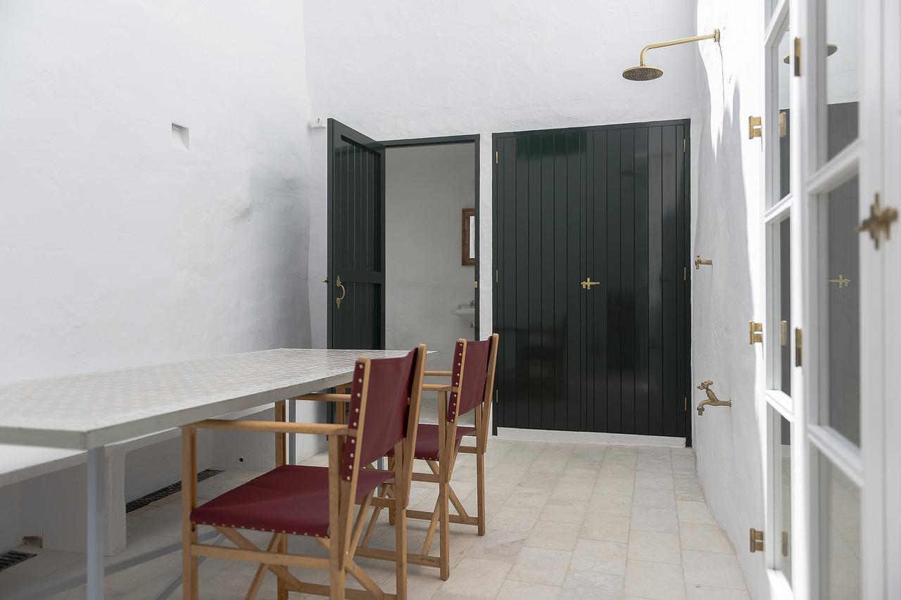 qui no passa Ciutadella (Menorca) Exterior foto