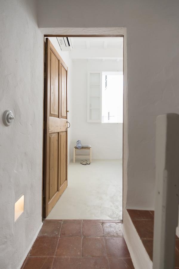qui no passa Ciutadella (Menorca) Exterior foto